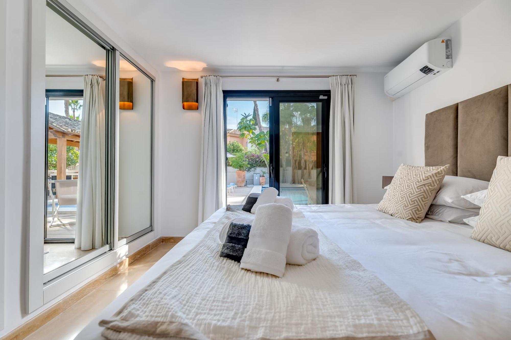 Vacation Marbella I Villa La Cabane, Prestige, Heated Pool, 300M To The Beach ภายนอก รูปภาพ