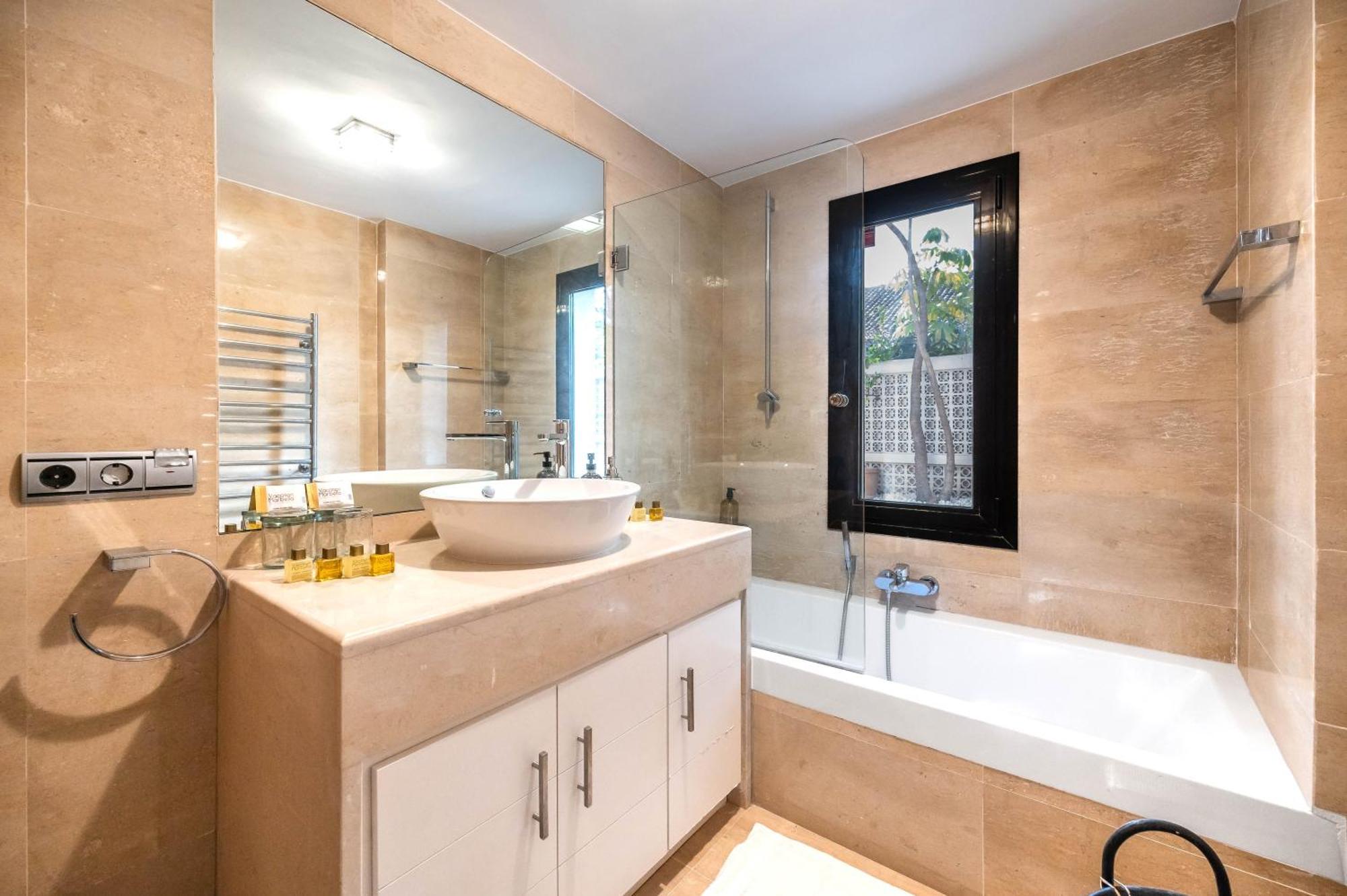 Vacation Marbella I Villa La Cabane, Prestige, Heated Pool, 300M To The Beach ภายนอก รูปภาพ